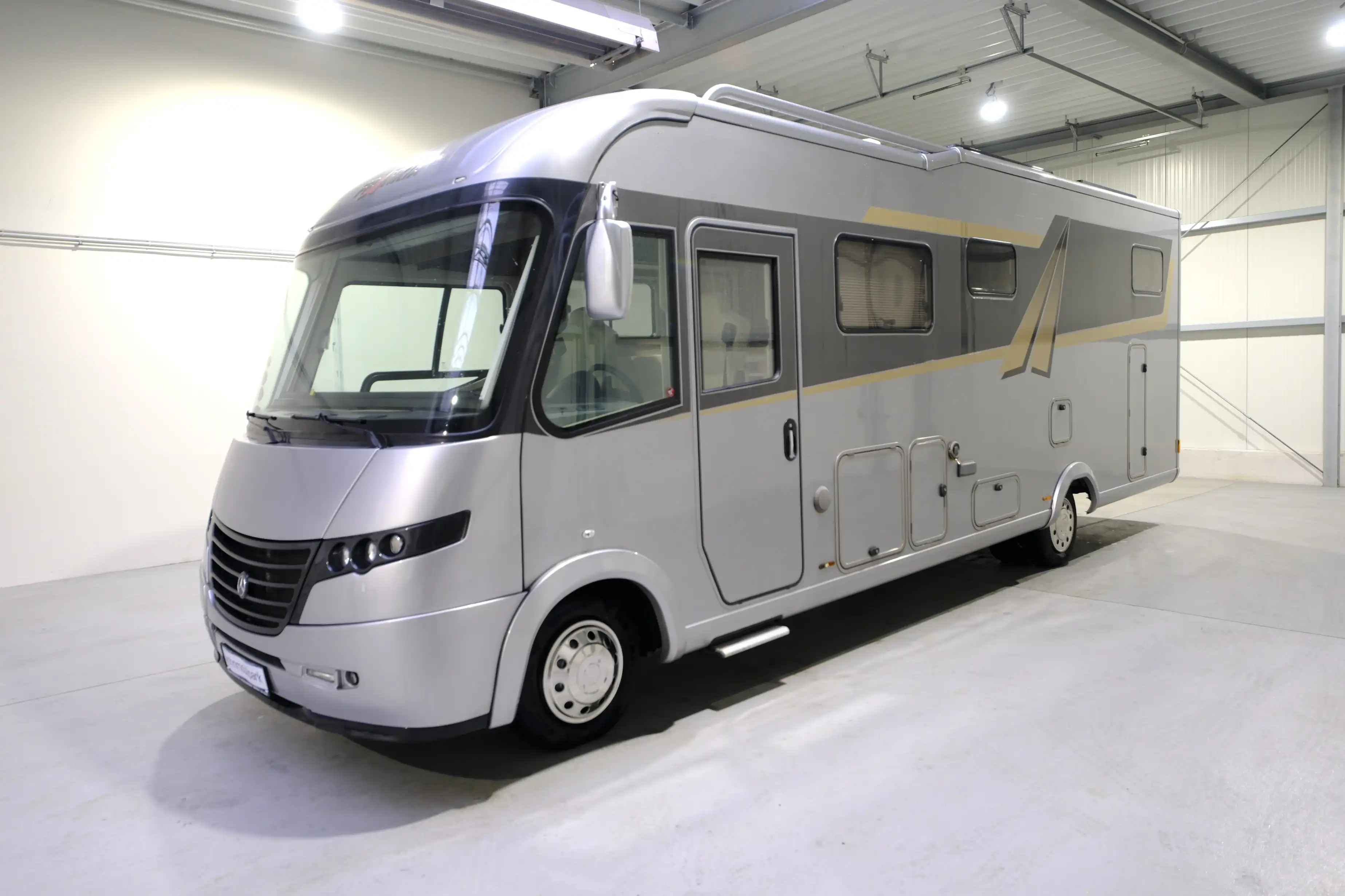 FRANKIA I 8400 GD Platin - Ansicht 2